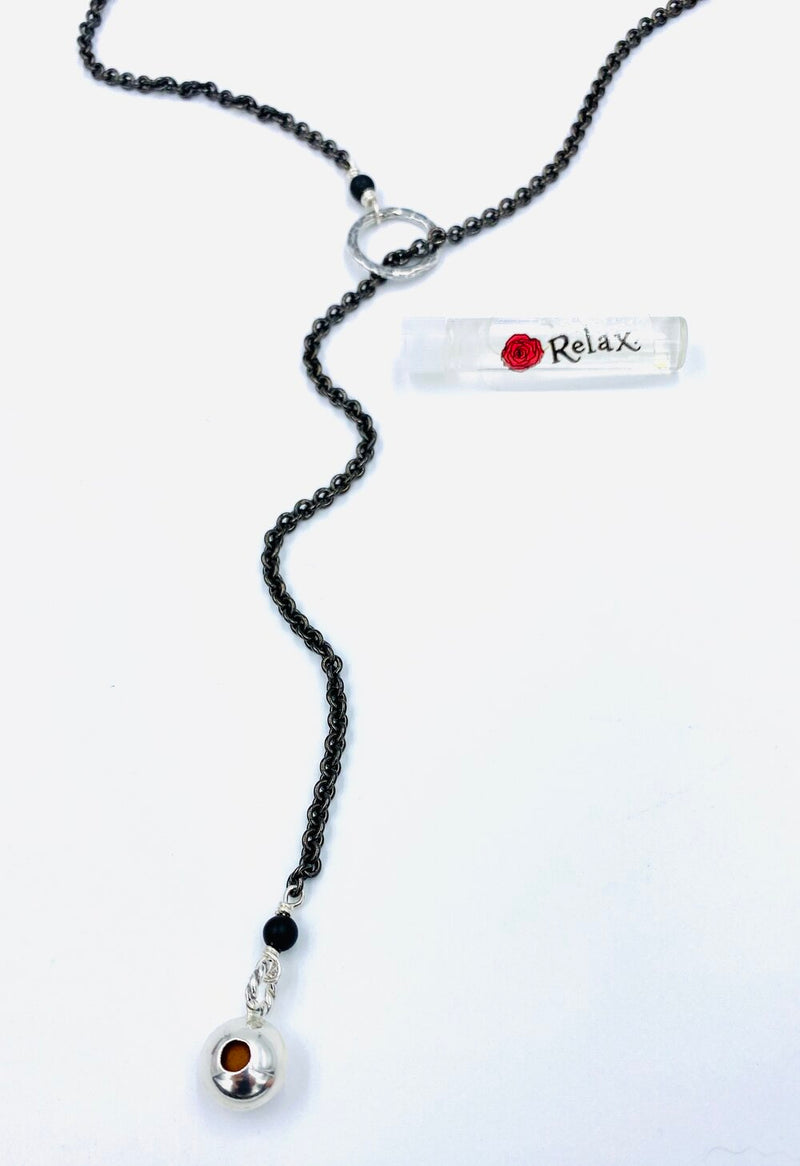 Black Iris Aromamatic Lariat Necklace with Relax Essential Oil Blend